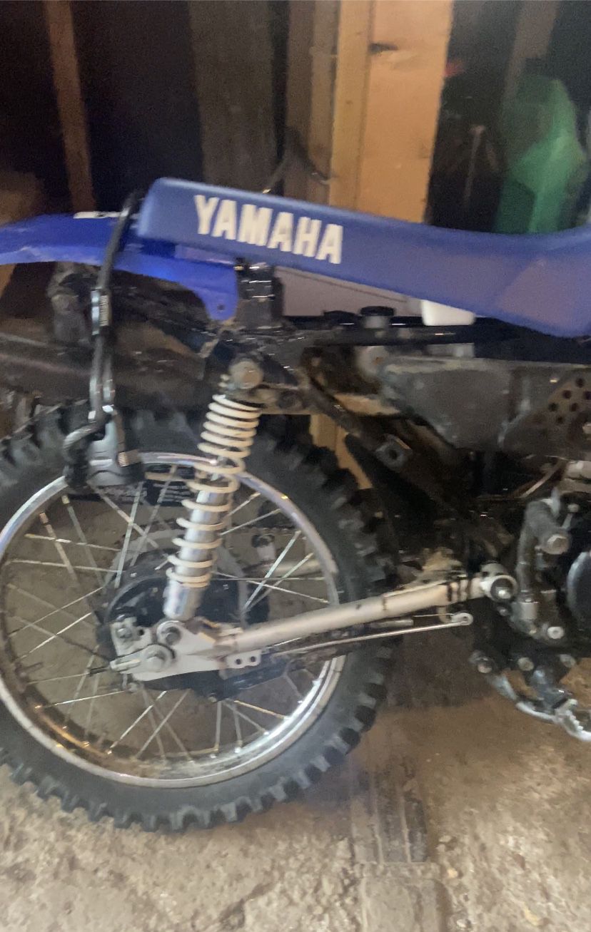 Yamaha 2003 dirt bike