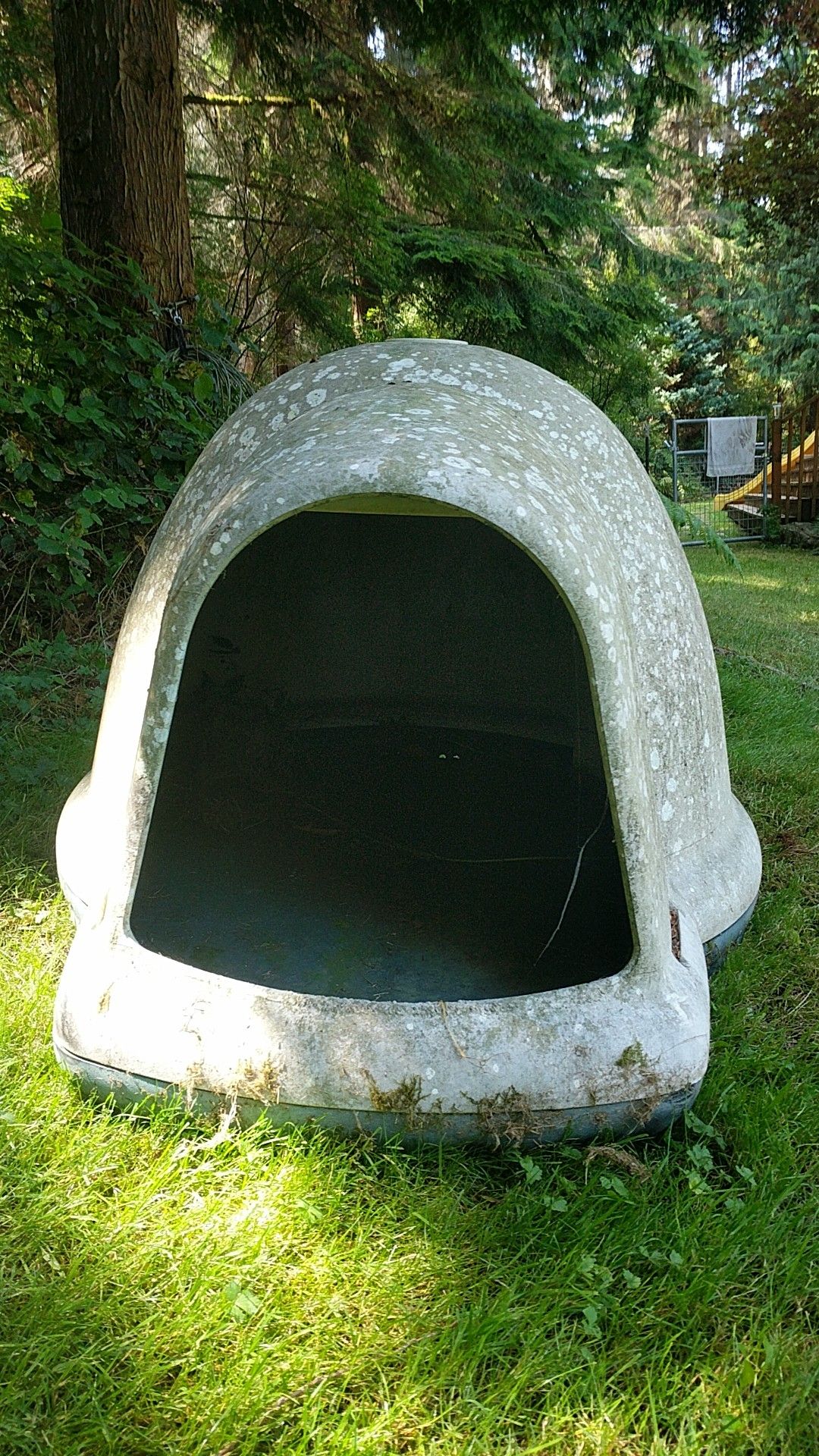 Dog house dogloo 2 for Sale in Marysville, WA - OfferUp