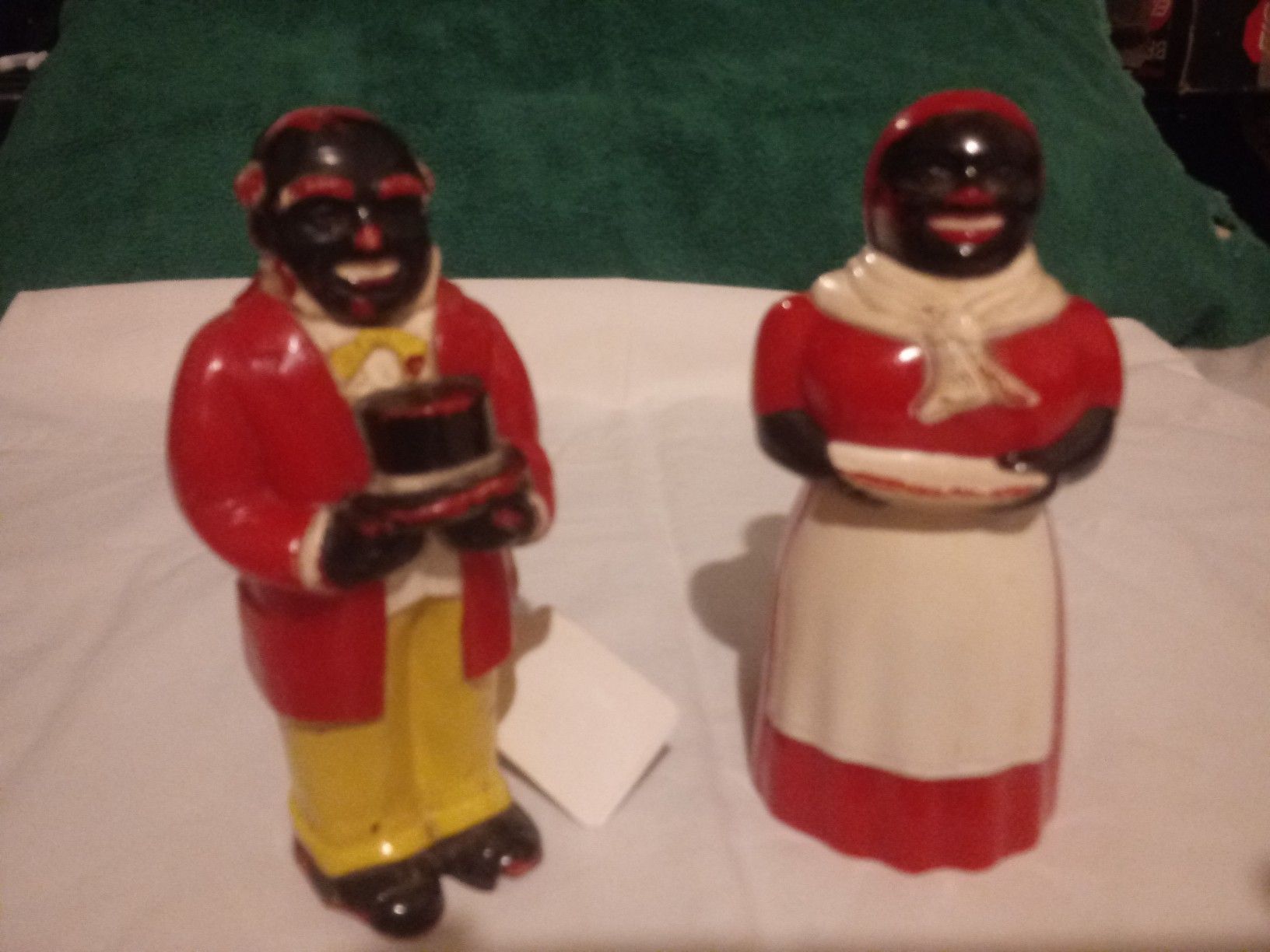 Vintage 1950's Aunt Jemima & Uncle Moses salt and pepper shakers
