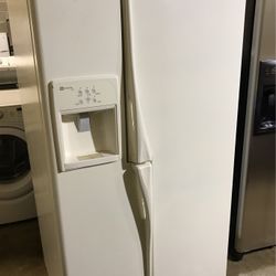 Maytag Plus Refrigerator Side By Side Baige Color 