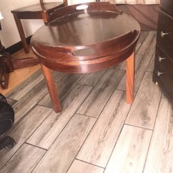 Vintage coffee Table Reduced $40