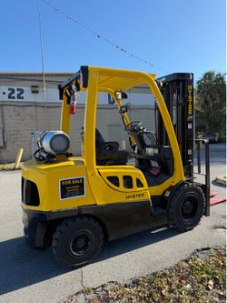 2016 Hyster Forklift - 6000 lbs Capacity