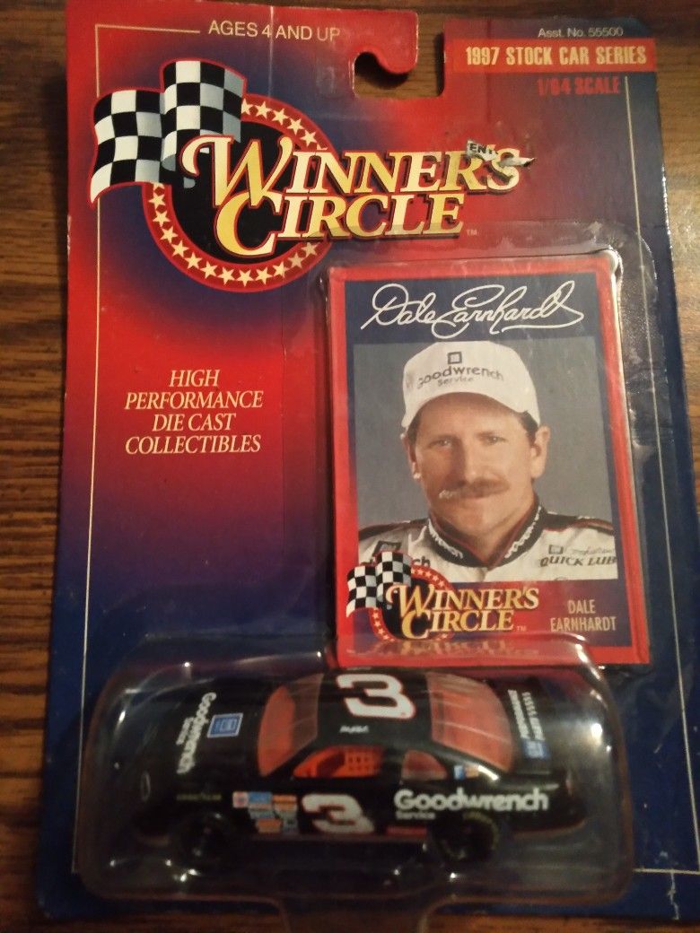Dale Earnhardt 1 /24 Diecast