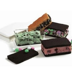 NEW! Norpro Ice Cream Sandwich Maker w/ Spreader, Recipe & Instructions