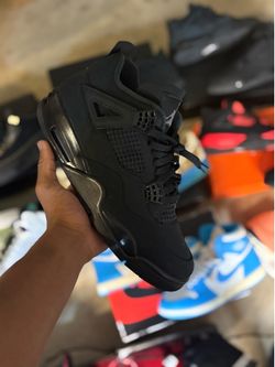 Jordan 4 black cat