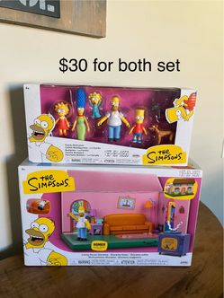 The Simpsons Family Multi-Pack and Living Room Diorama