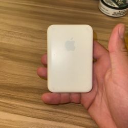 Magnetic Magsafe Wireless Battery Pack & Power Bank For Apple iPhone's Set