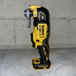 DEWALT 20V MAX XR Cordless Brushless 3-Speed Oscillating Multi Tool (Tool Only)