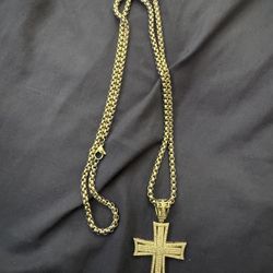 Stainless Steel Iced Out Cross Pendant With Chain