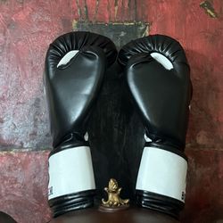 Boxing Gloves - BONSEM Training Boxing Gloves for Adults (Black)