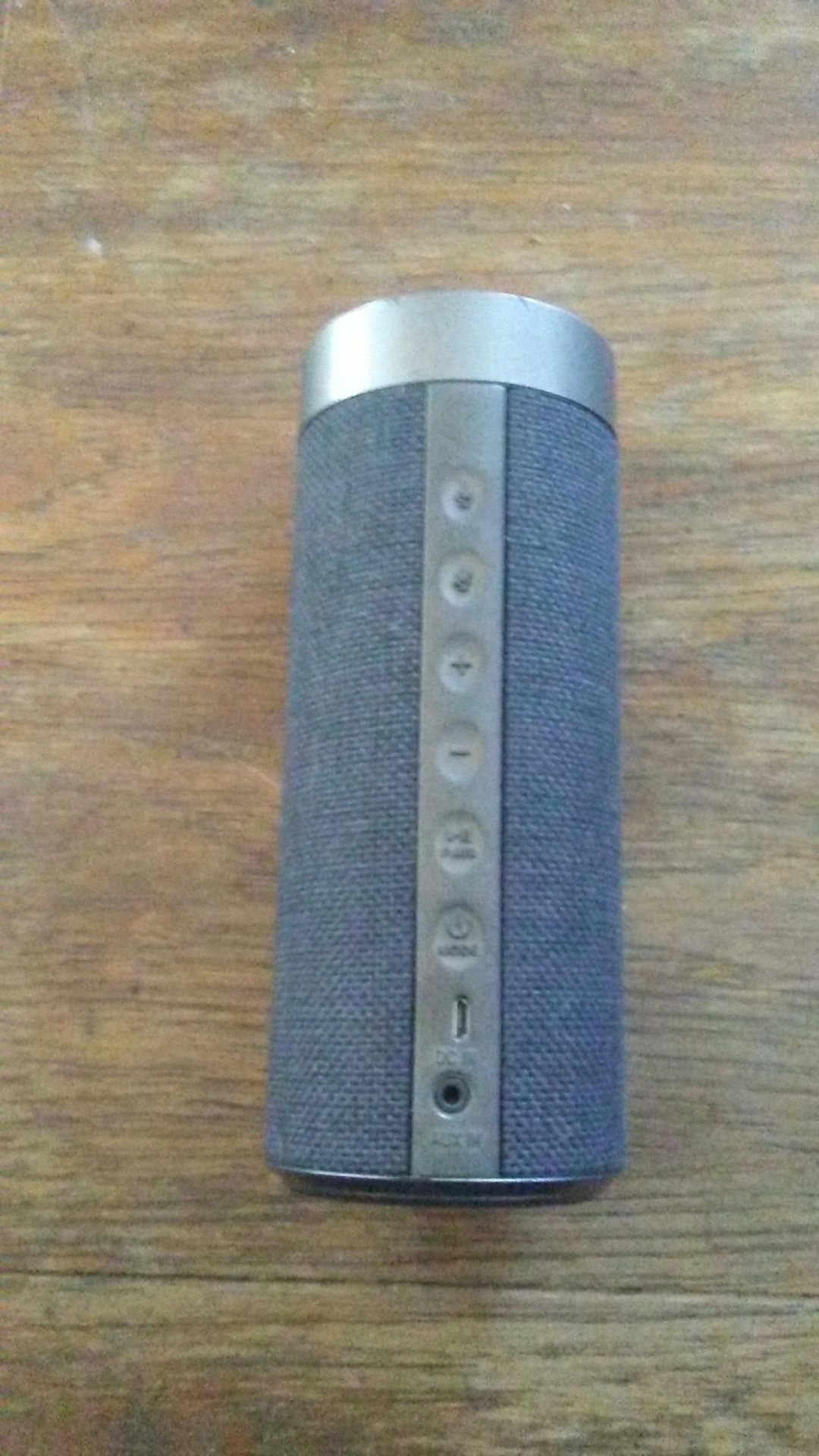 Portable speaker