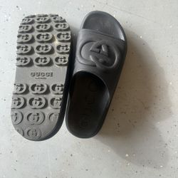 Gucci Interlocking G Slides 'Black'