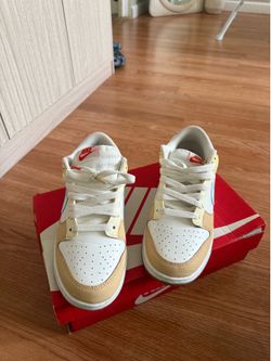 Womens Nike Dunk Low