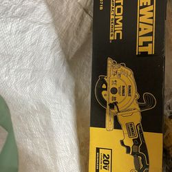 Dewalt Circular Saw 4 1/2