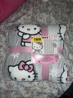 Hello Kitty Blanket