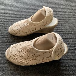 Women’s Wedge Sandals