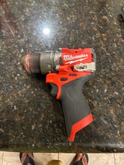 Used Milwaukee m12 drill  works good
