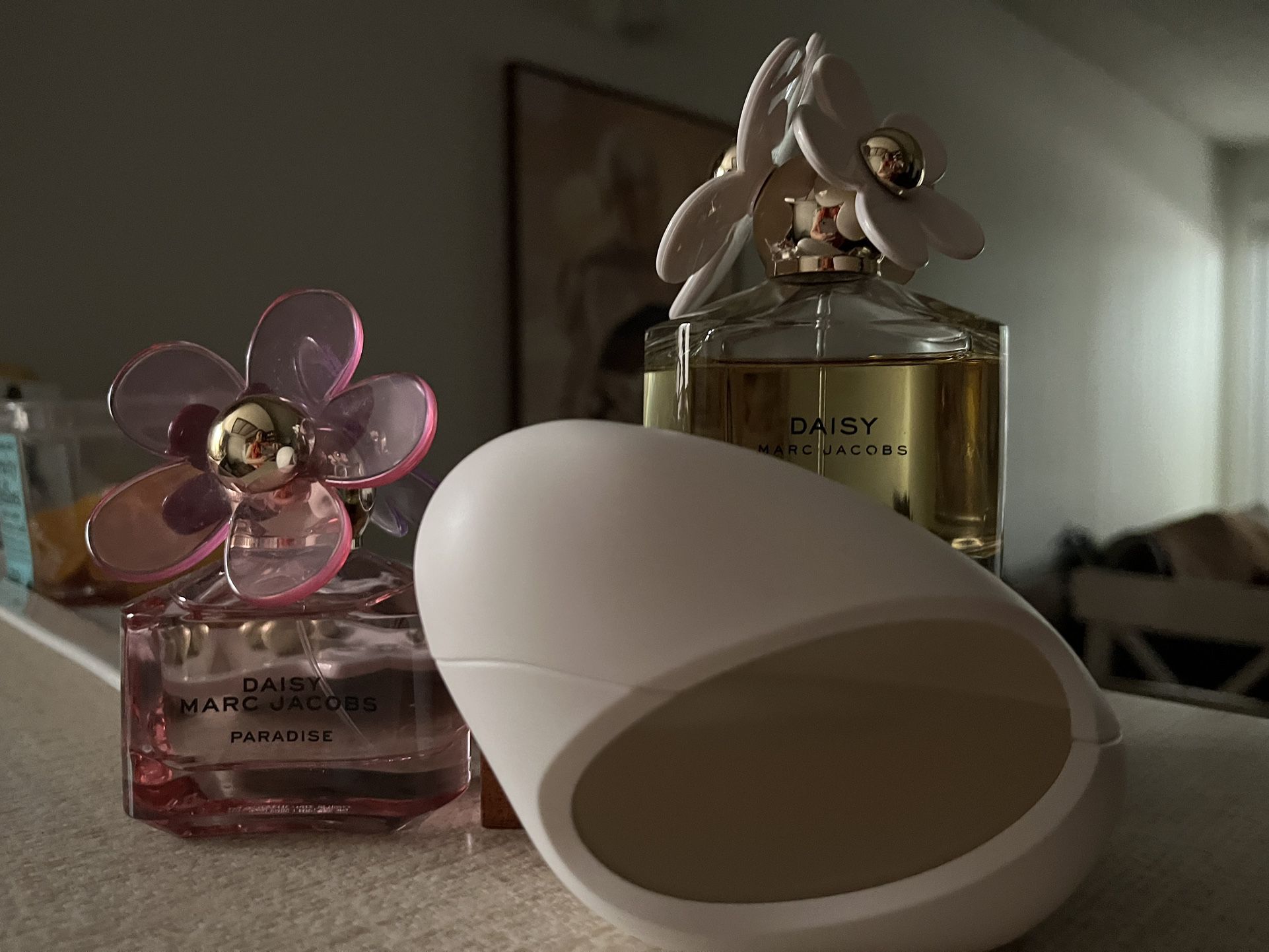 Perfume  - Fragrance- Marc Jacob’s / Ariana Grande