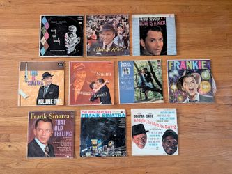 Frank Sinatra LP records; lot of 10