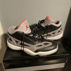 Nike Air Jordan Retro 11s IE Low Black Cement