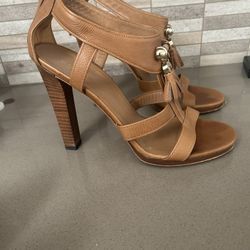 Gucci Open toe Heels