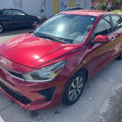 2023 Kia Rio 