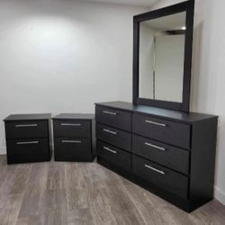 DRESSER WITH MIRROR AND TWO NIGHTSTANDS 