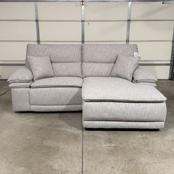 New Power Reclining Sectional Sofa / Couch with Chase and Power Headrests (Can Deliver)