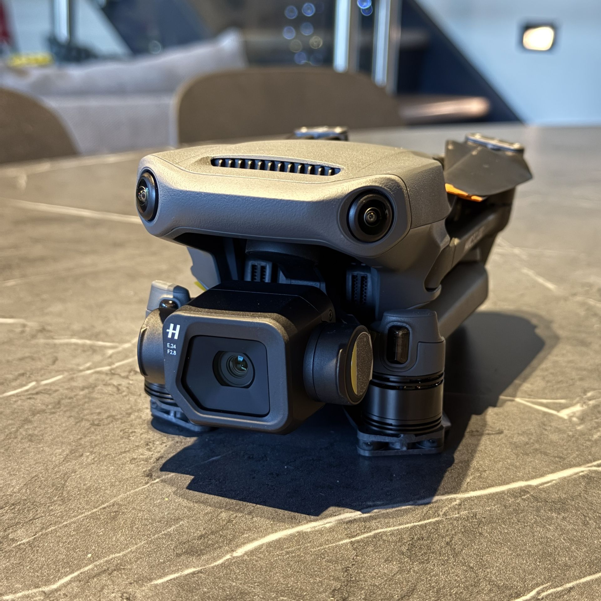 DJI Mavic 3 Classic Drone – Like New – 2 Batteries + Charging Hub – Low Hours