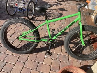 Fat Tire Beach Cruiser 26