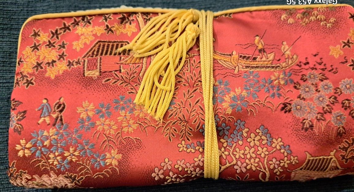 Lovely Red Silk Oriental Jewelry Travel Bag