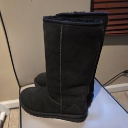UGG Women's Classic Tall II Boot Size 9
