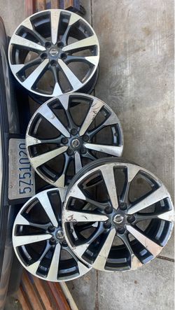 Nissan wheels