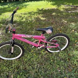 Kids pink bike