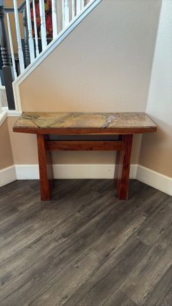 Solid wood console table with natural stone cover. Ideal for hall, hallway or living room. Elegant and resistant design.