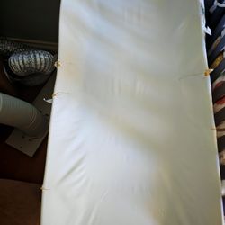 Free Changing Table Mat