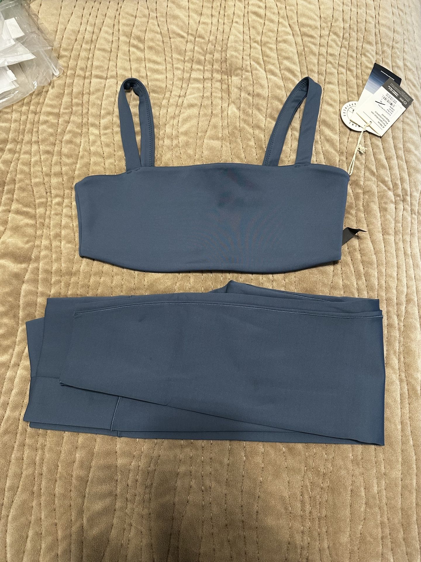 Vuori Evolve Leggings and Square Neck Sports Bra