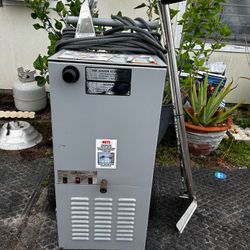 Carpet Cleaner & Extractor