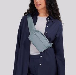 Away Featherlight Sling Bag Arctic Blue