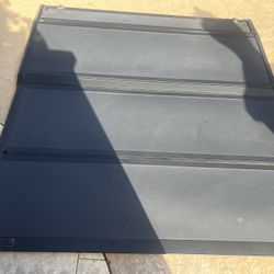 BakFlip MX4 model 448329 - Hard Folding TONNEAU COVER