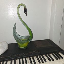 $25 Glass Swan For Plant Or Keys Weighs Like 5lbs