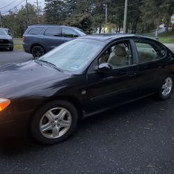 2002 Ford Taurus