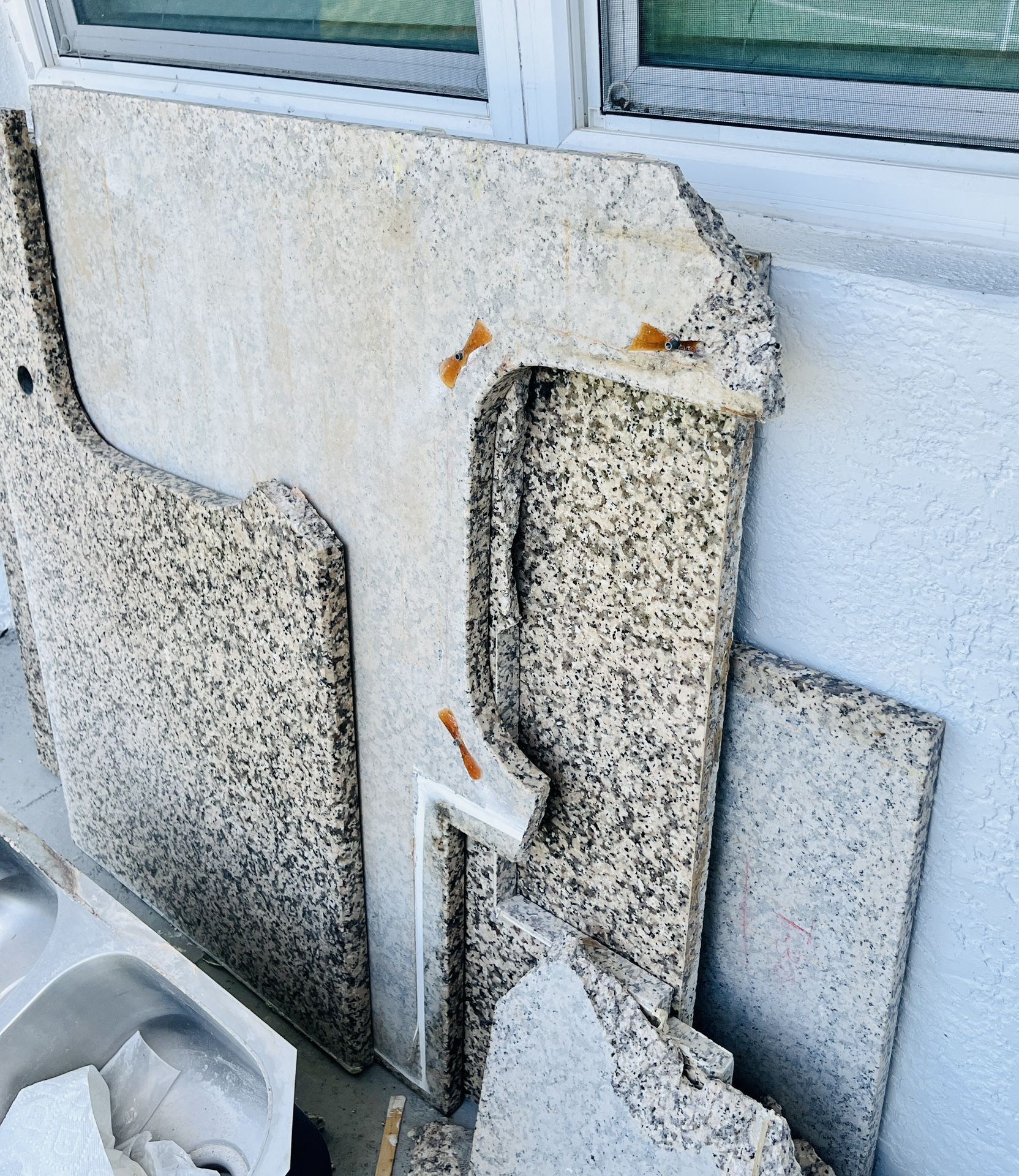 Free Granite Countertop Pieces