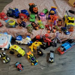 Random Toy Lot  33 Pc Lot