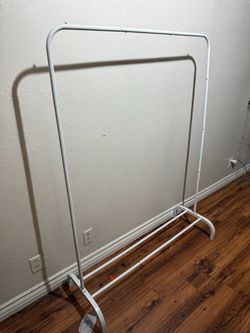 White Metal Clothing Rack with Bottom Shelf
