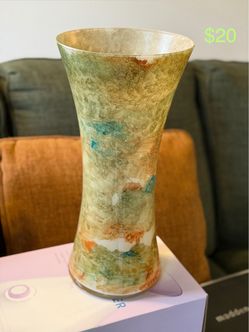 Art Glass Vase with Multicolor Pattern