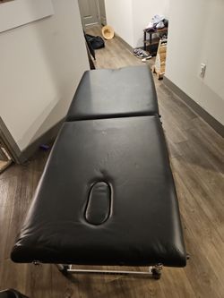 Massage Table 40 bucks obo