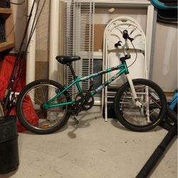 20in Viper BMX bike 