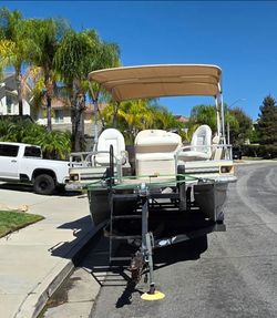 22' Angler Pontoon Boat
