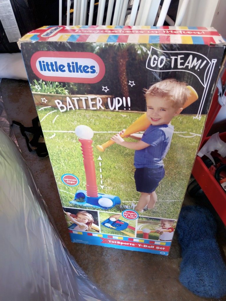 Little Tikes T- ball Set